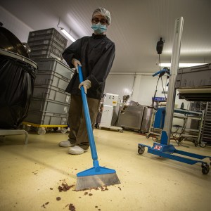 Vikan 2908 Table / Floor Scraper – 245 mm